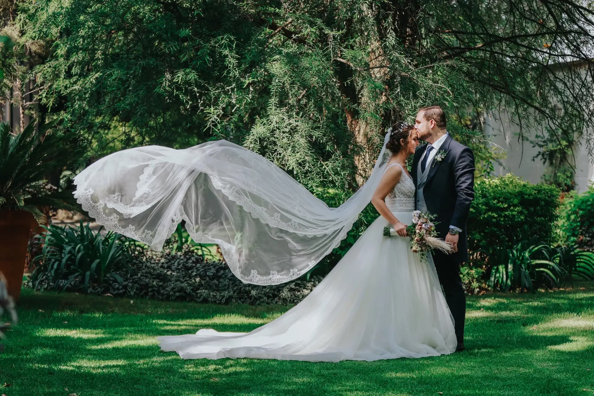 The Best Way to Share a Wedding Album in 2026